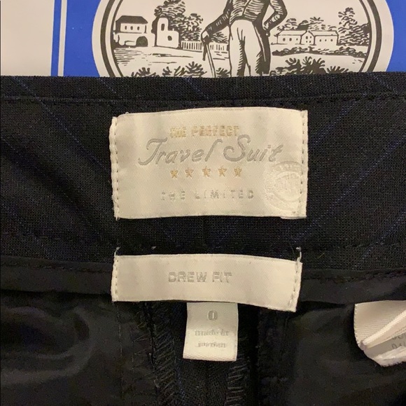 The Limited suit - Picture 6 of 7